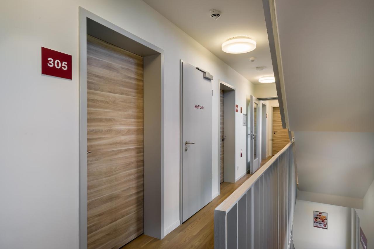 Signature East Hotel Apartment Hamburg-Harburg Buitenkant foto