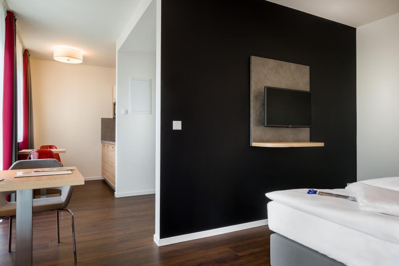 Signature East Hotel Apartment Hamburg-Harburg Buitenkant foto
